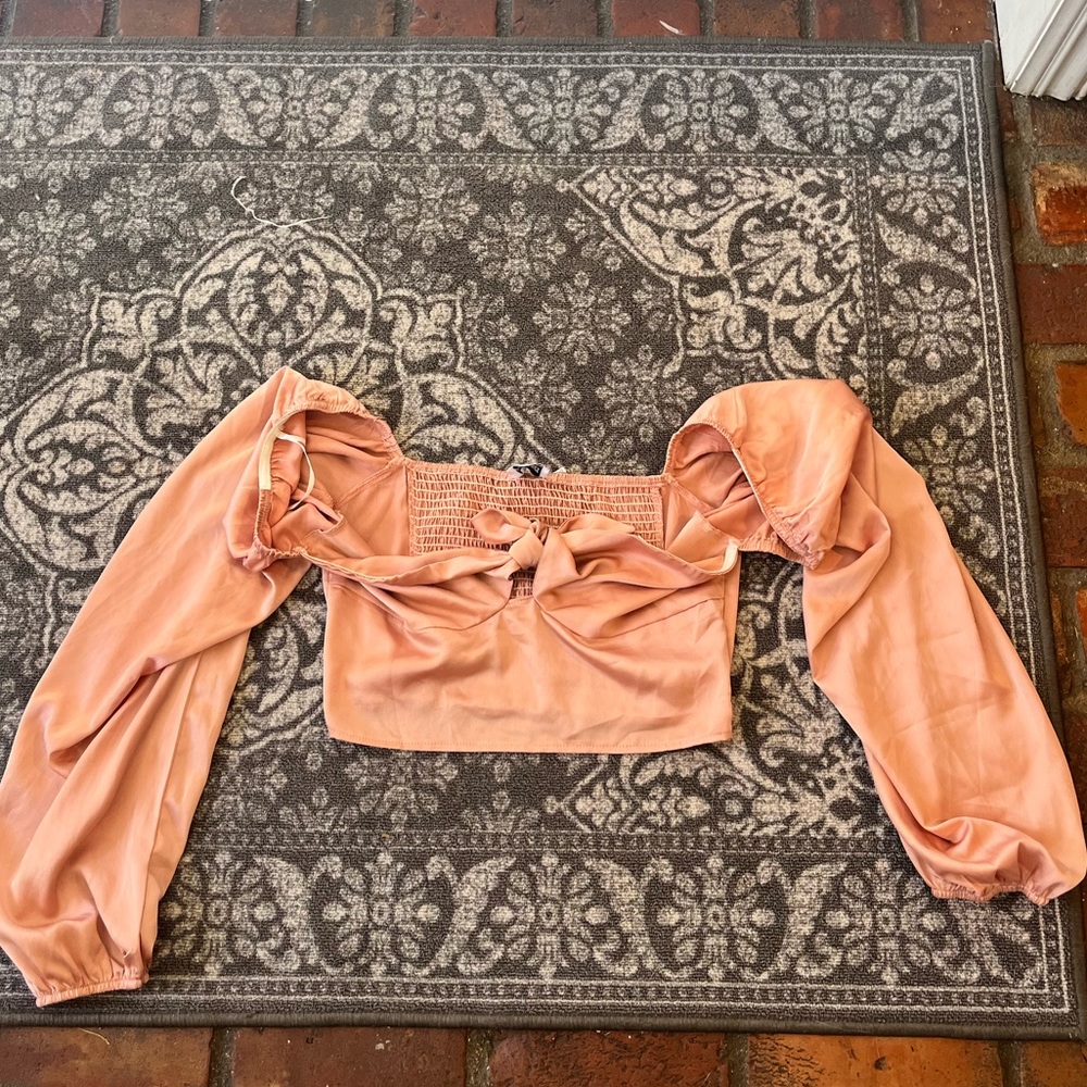 Size 12 Princess Polly top.